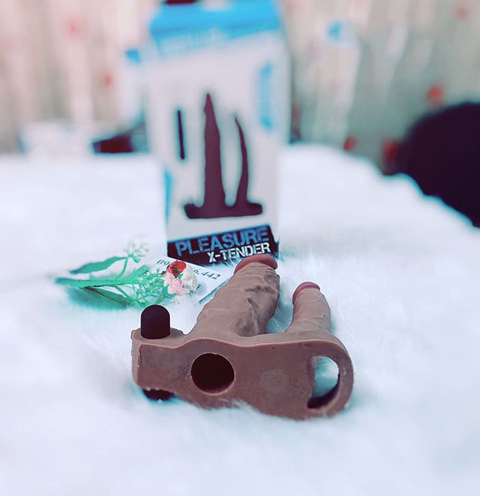 G&oacute;c chụp chi tiết thiết kế 2 nh&aacute;nh độc đ&aacute;o bao đ&ocirc;n Lovetoys